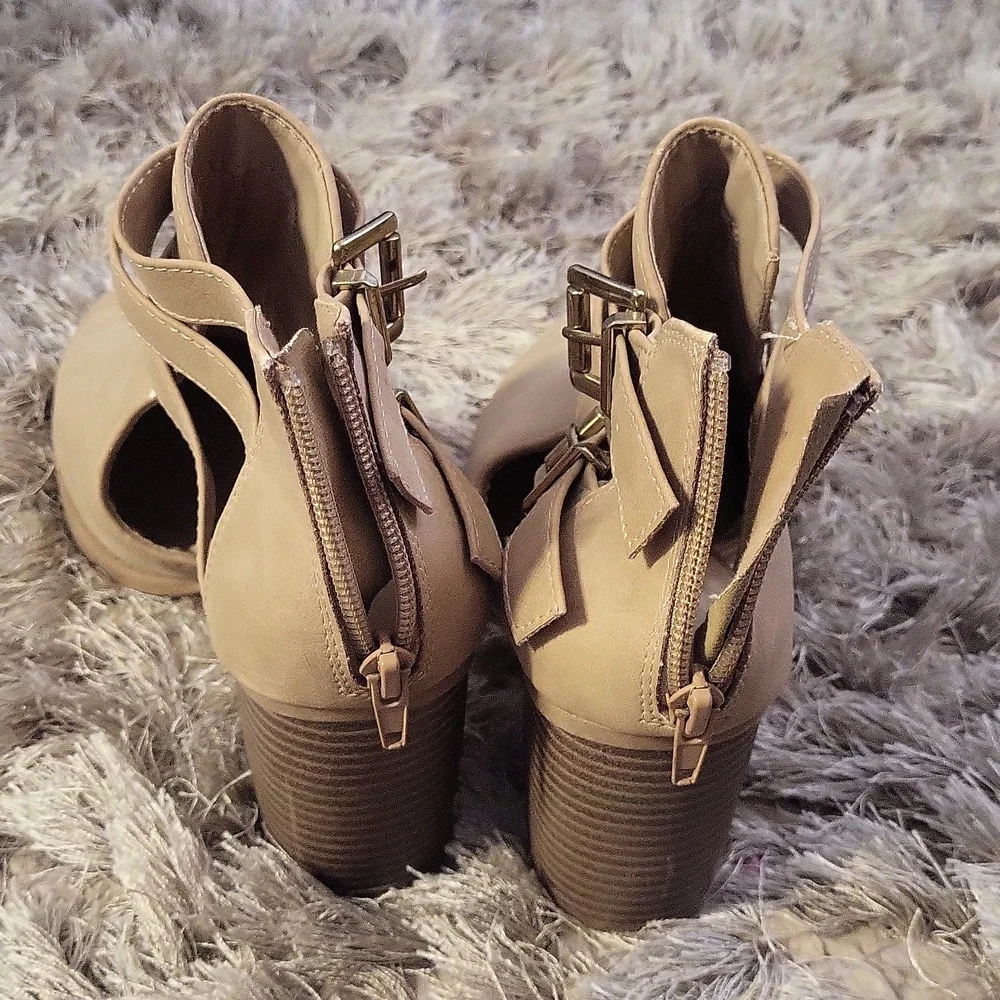 Soda Tan Heeled Ankle Boots with Buckles - Picture 5 of 6